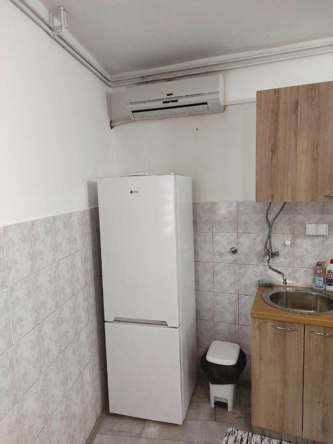 Stefan Apartman Нови-Сад Экстерьер фото